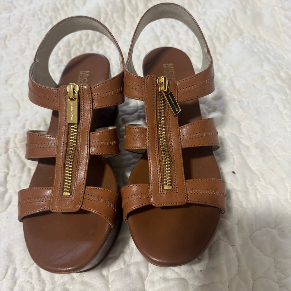 Brown Leather Sandals with Gold Zipper